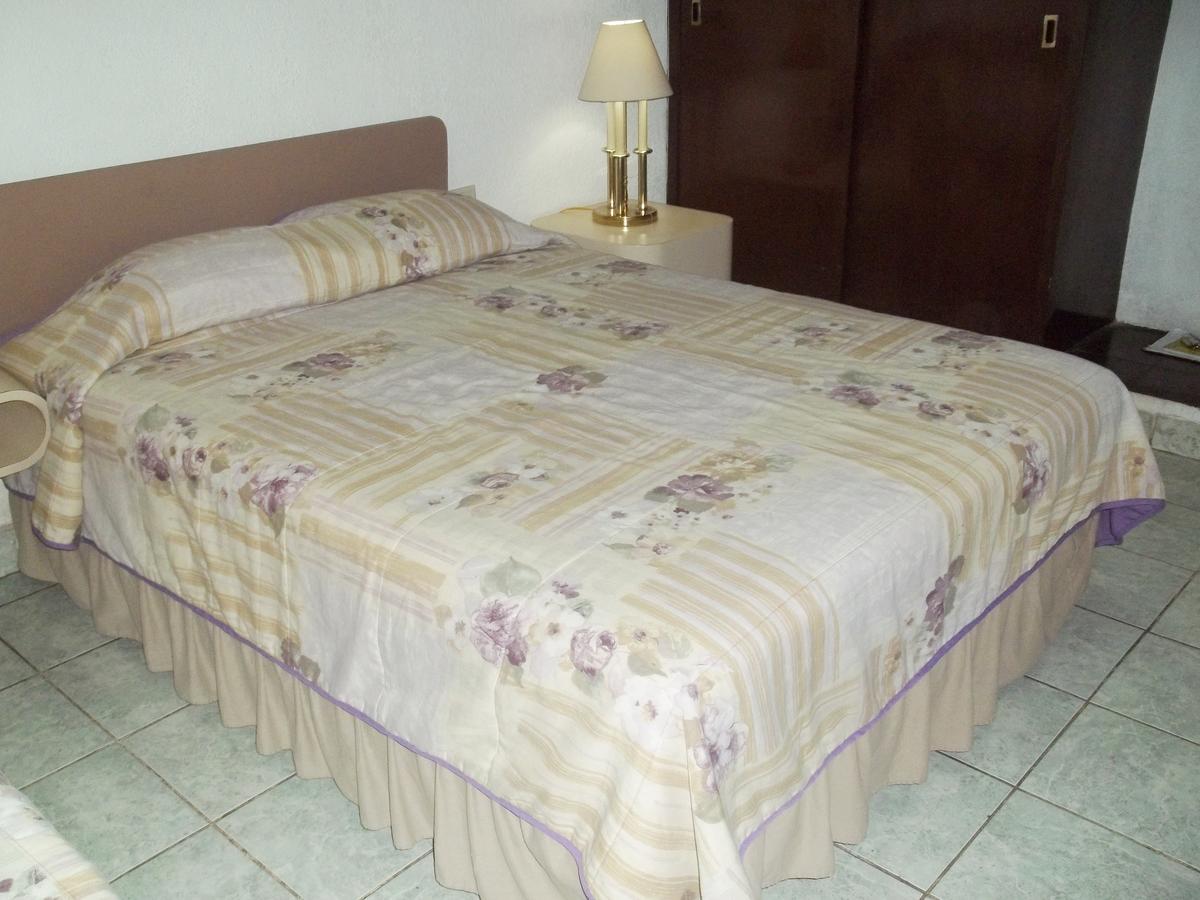 Hotel Grecia Real San Salvador Extérieur photo