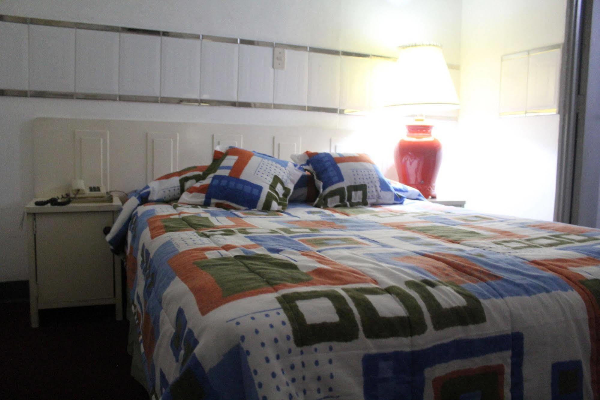 Hotel Grecia Real San Salvador Extérieur photo