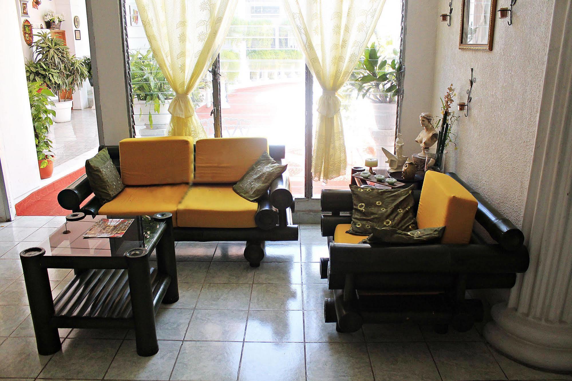 Hotel Grecia Real San Salvador Extérieur photo