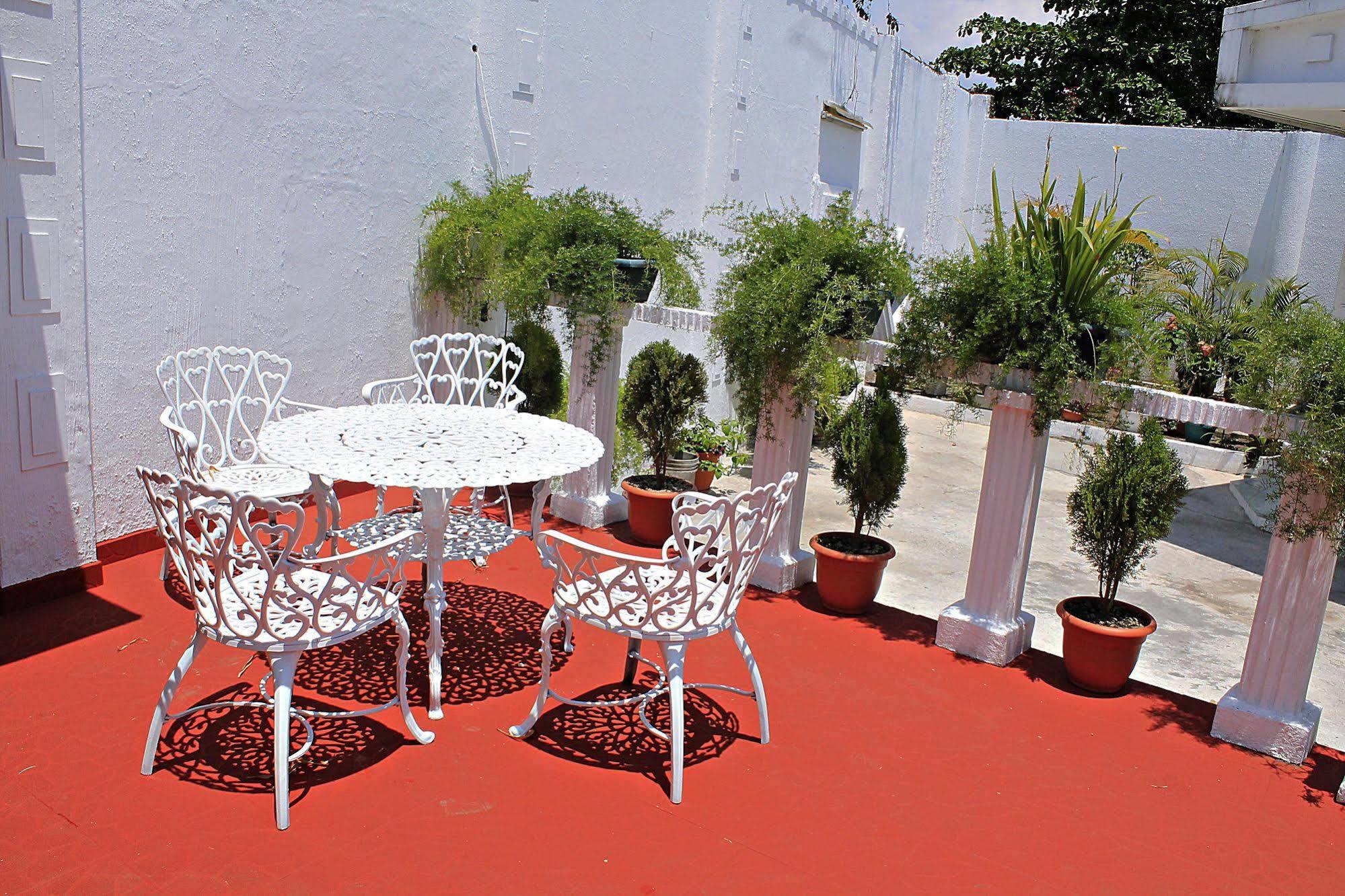 Hotel Grecia Real San Salvador Extérieur photo