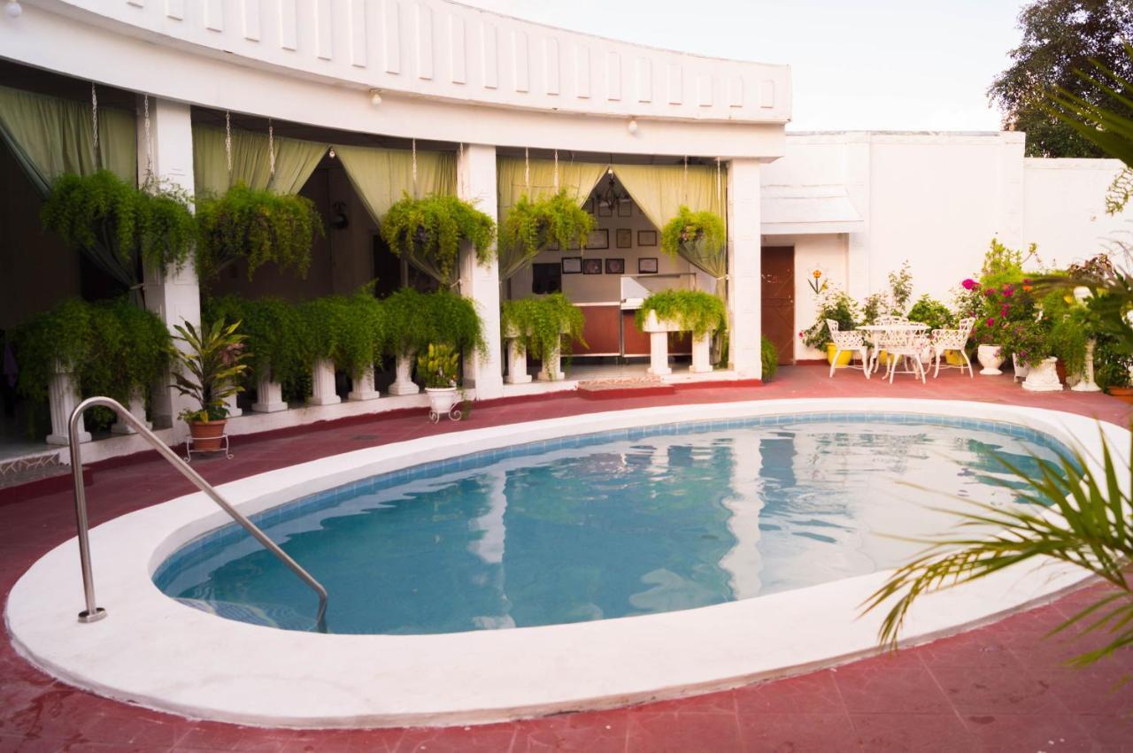 Hotel Grecia Real San Salvador Extérieur photo