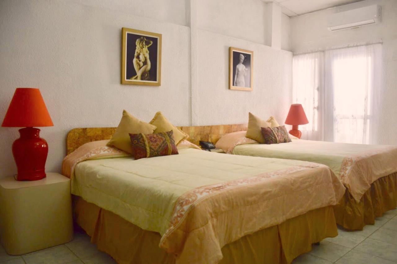 Hotel Grecia Real San Salvador Extérieur photo