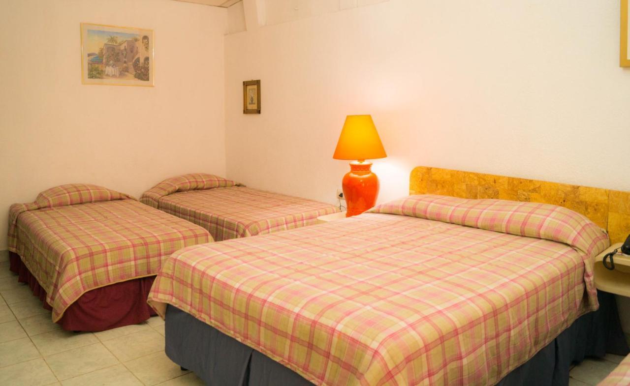 Hotel Grecia Real San Salvador Extérieur photo
